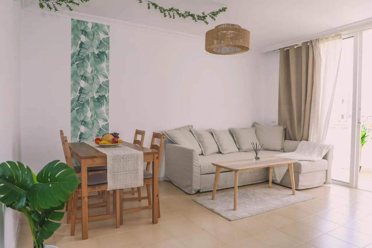 Isla Verde Studio Apartment Green Park location
